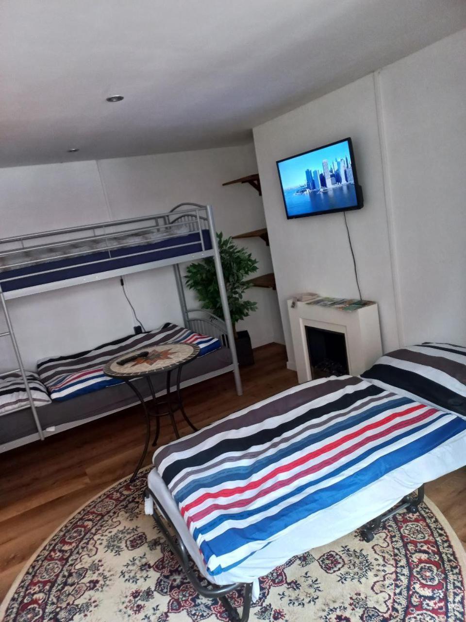 Bungalow Hugo Oppach Exteriör bild